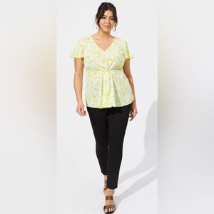 Torrid Georgette Twist Surplice Flutter Sleeve Blouse Floral Green